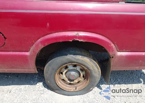 1998 GMC Sonoma Sl из США, поврежденный, VIN 1GTCS14X6WK516879